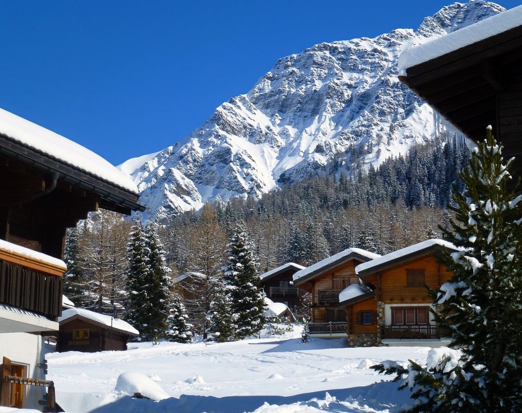 chalets montagne neige